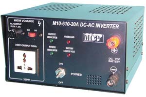 Convertisseur lectronique de tension 12Vcc / 220Vca - 200W