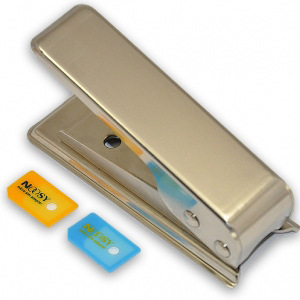Kit découpeur carte SIM + 2 adaptateurs Micro SIM